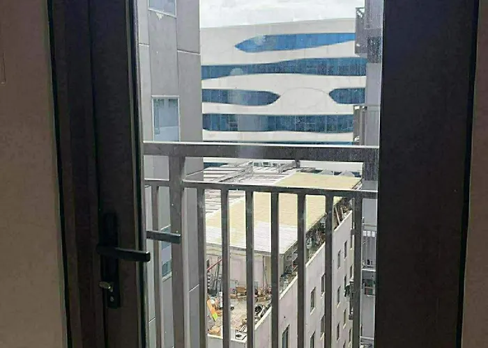 Apartahotel Marhulz Two Bedroom Staycation At S Residences Manila
